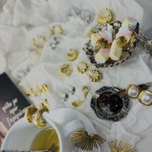 Σκουλαρίκια